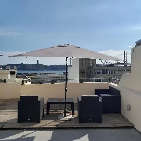 Apartamento Sobre O Rio Lisbon Exterior photo