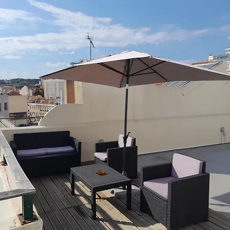 Apartamento Sobre O Rio Lisbon Exterior photo