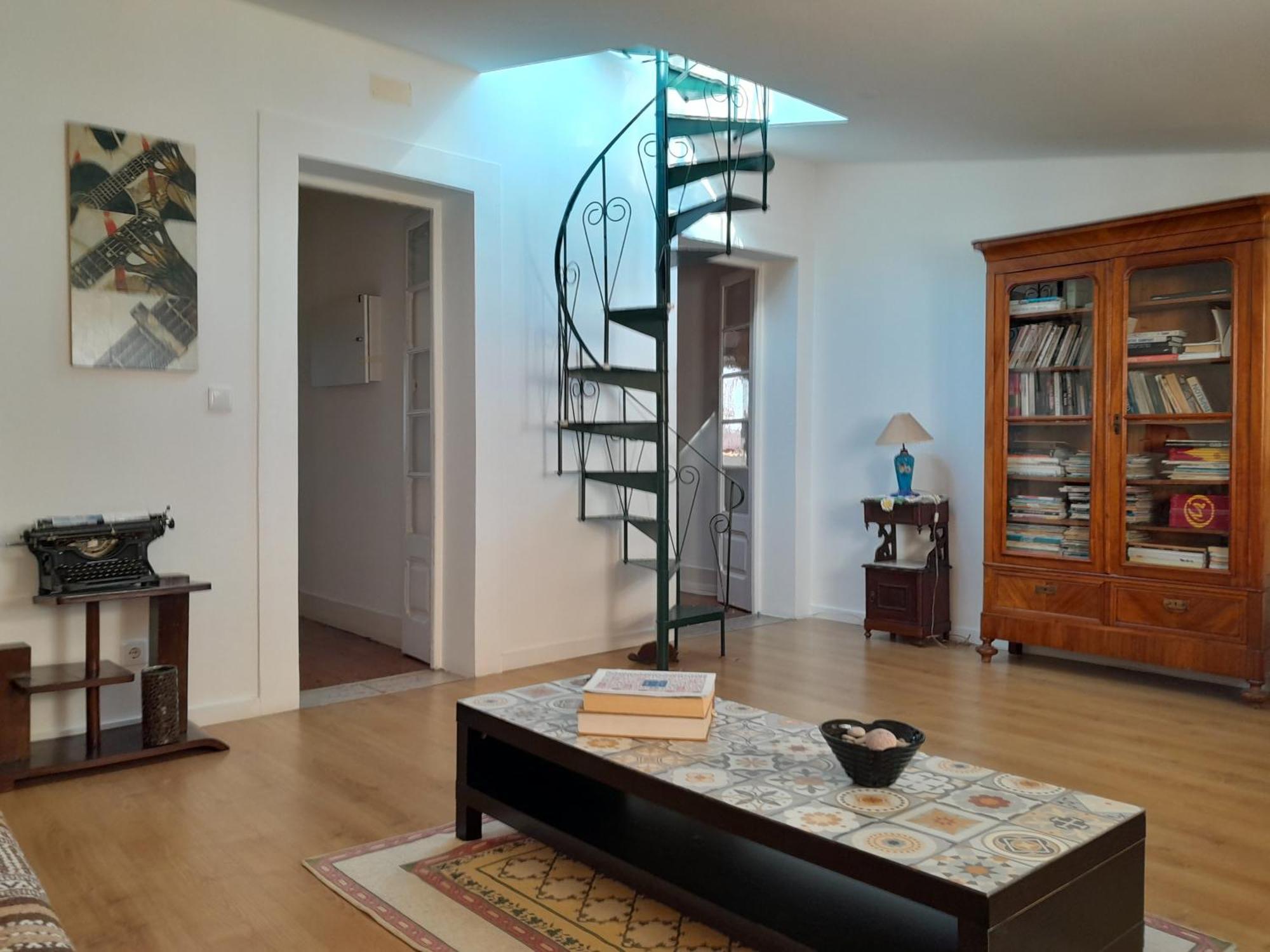 Sobre O Rio Apartment